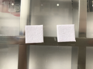 Tampons PE statiques pour la séparation du verre