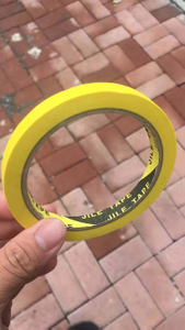Ruban jaune pour peintre de surfaces extérieures